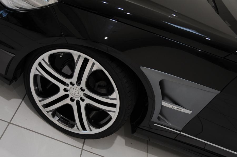  Mercedes-Benz E-Class by Brabus 2009 года  (фото 14 из 45)